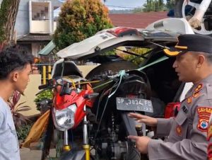 Polisi Amankan Lima Unit Minibus, Bawa Motor Hingga Over Kapasitas