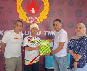 Hanya Herawan Raditya Kembalikan Formulir Pendaftaran Calon Ketua KONI Luwu Timur