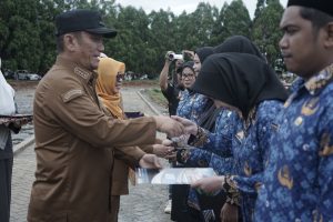 Momen Sejarah, Bupati Luwu Timur Serahkan SK 2.283 CPNS dan PPPK di Hari Lahir Pancasila