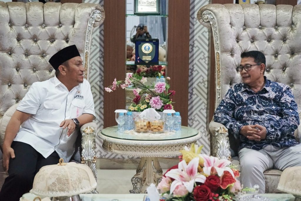 Bupati Luwu Timur Harap Unismuh Terlibat Dalam Membangun Potensi Desa