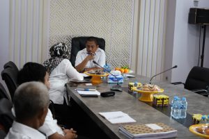 Bupati Panggil Direksi Perumdam Waemami Bahas Ketersediaan Air Warga Pesisir