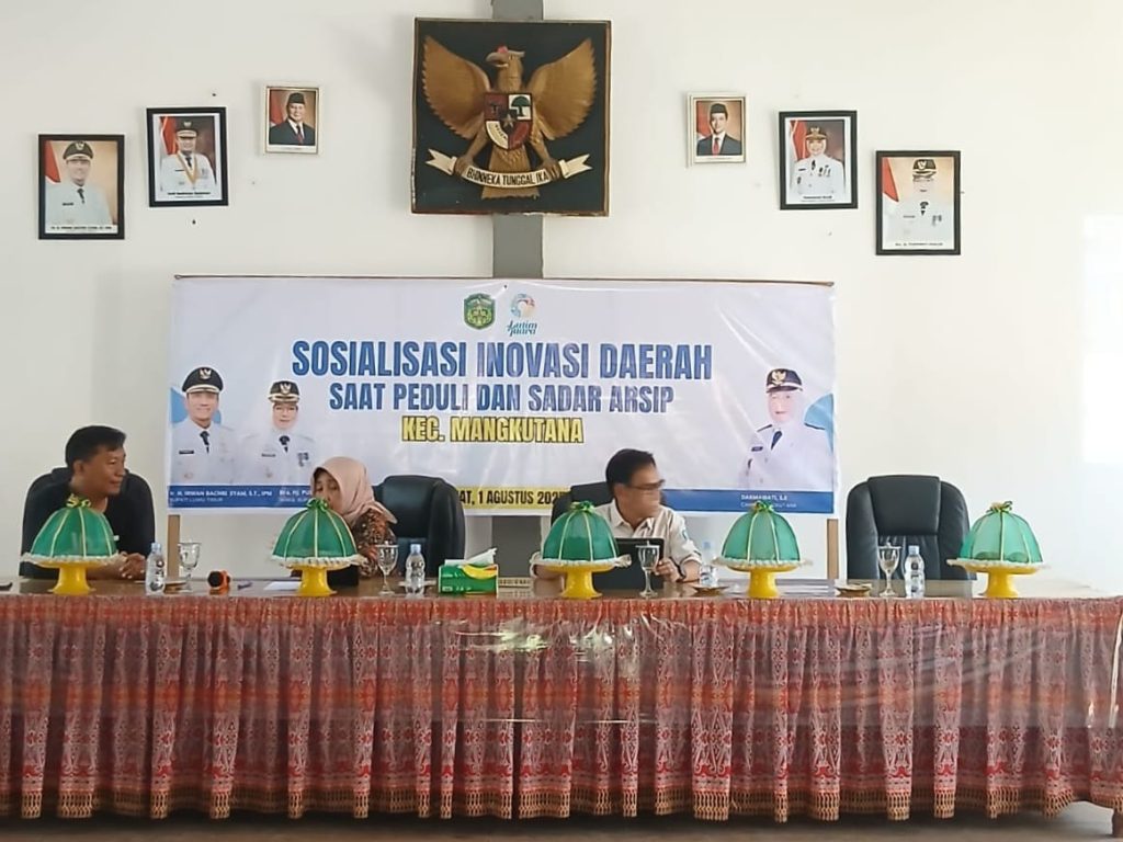 Camat Mangkutana dan Bapperida Luwu Timur Dorong Inovasi Daerah Saat Peduli dan Sadar Arsip