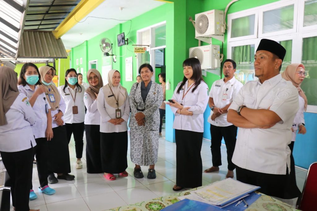 Sidak Puskesmas Wasuponda, Irwan Bachri Syam: Utamakan Pelayanan!
