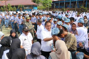 Bupati Masuk SMAN 1 Luwu Timur, Irwan Bachri Syam: Saya Dulu Sopir Angkot, Cita-cita Jadi Insinyur