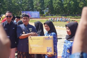 Spesial, Bupati Luwu Timur Serahkan SK CPNS dan 554 PPPK di Hari Sumpah Pemuda