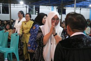 Momen Natal, Wabup Puspa Ajak Jemaat Perkuat Semangat Pluralisme di Luwu Timur