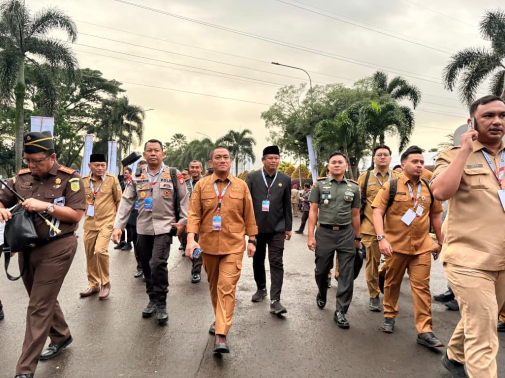 Bupati Luwu Timur Rakornas Dengan Presiden Prabowo Subianto dan Wapres Gibran di SICC Bogor