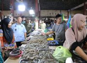 Jelang Lebaran, Bupati Luwu Timur Pantau Pasar, LPG 3 Kilogram dan Stok BBM