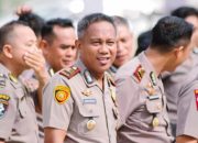 AKP Aswan Raharja, Pendukung Fanatik Klub Manchester United Hobi Domino