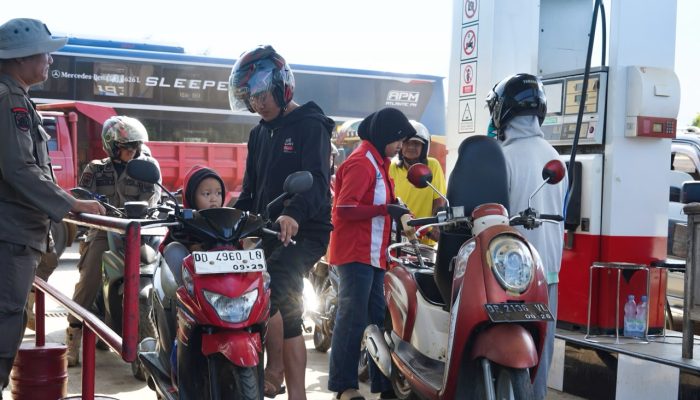 Aturan Ganjil-Genap Isi BBM di SPBU Luwu Timur, Masyarakat: Mantap Pak Satpol PP