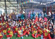 Dinsos P3A Luwu Timur Salurkan 152 Dos Susu untuk Murid TK 11 Kecamatan