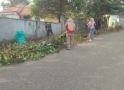 Desa Puncak Indah Gotong Royong Bersih Lingkungan Sambut Adipura 2026