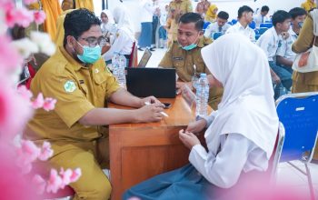 Wabup Luwu Timur Dampingi Skrining Kusta di SMAN 1 Malili